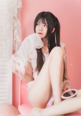 美女把腿张开给男人桶_BD国语手机在线观看